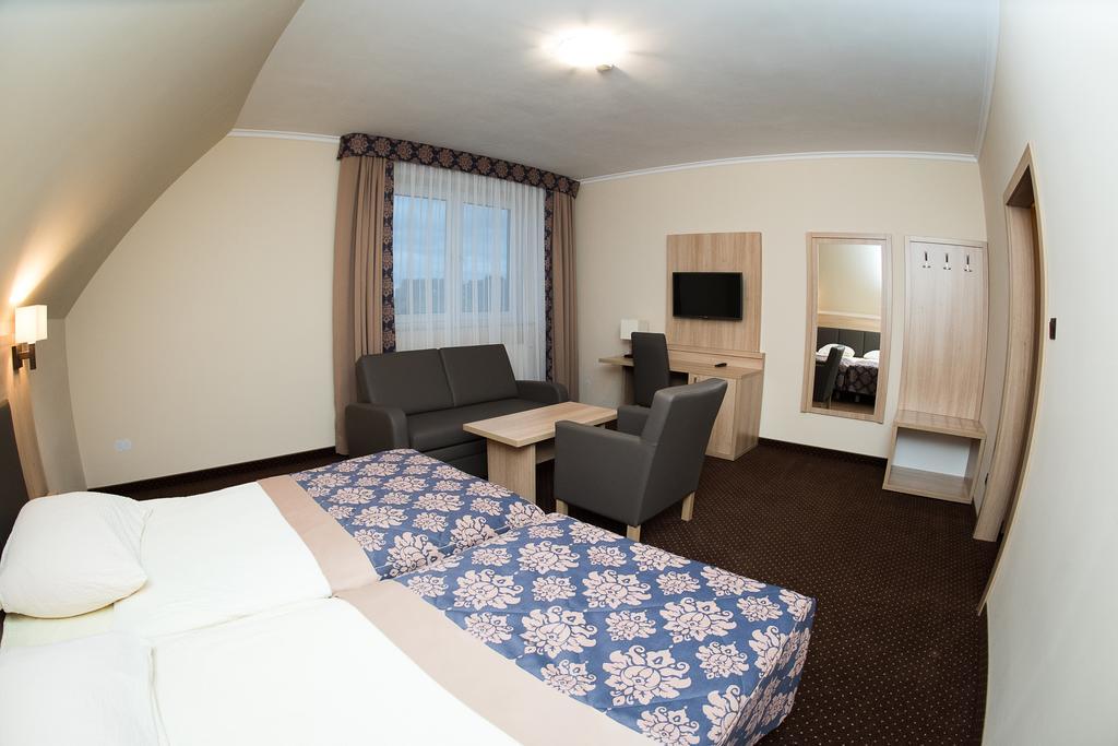 Motel Db2000 Bilgoraj Room photo